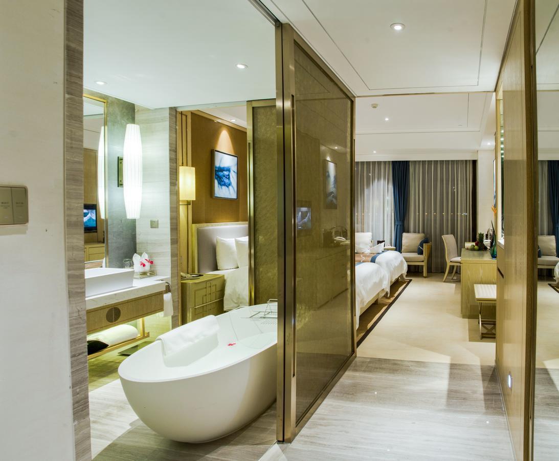 Grand New Century Hotel 三亜市 エクステリア 写真